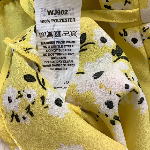 Simply Be shortsleeve ruffle neck yellow black print dress size 24 - Picture 4 of 5